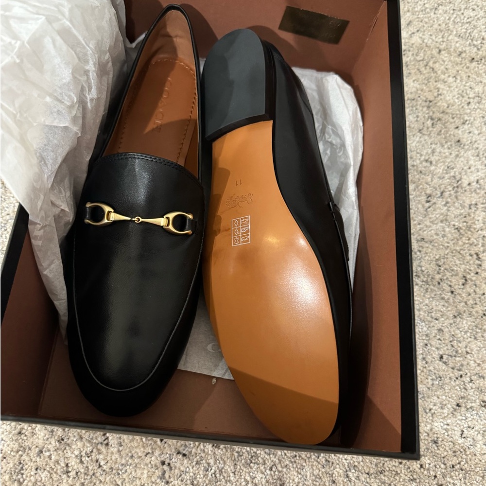 Coach Loafers - new in box - Picture 1 of 2